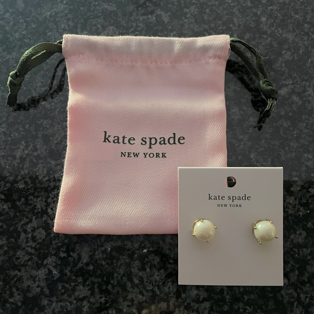 Kate Spade Pearl Gumdrop Stud Pierced Earrings NWT